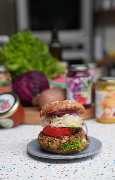 Plant based SauerCrowd Burger - " 15 minutes recipe"